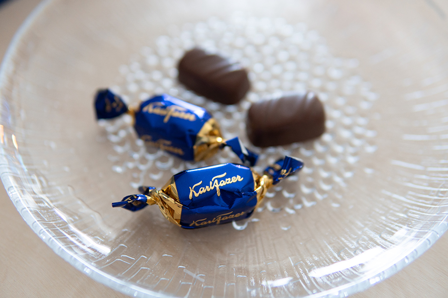 フィンランドで超有名なチョコレート「ファッツェル/Fazer」北欧旅行のお土産品としても人気！
