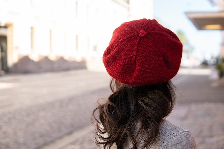 Myssyfarmi フィンランド究極ニット帽】おしゃれなベレー帽タイプのニット帽。高級ウールを丁寧に手編みで仕上げた特別なニット。